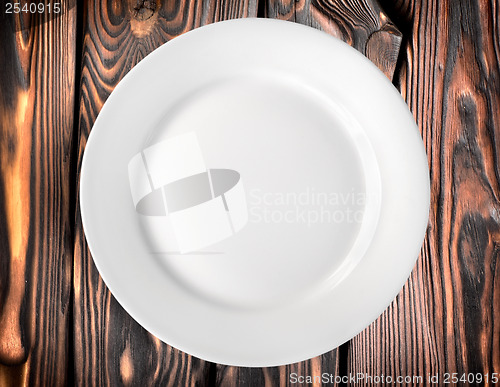 Image of Plate on a wooden table