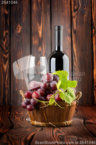 Image of Wine and grapes