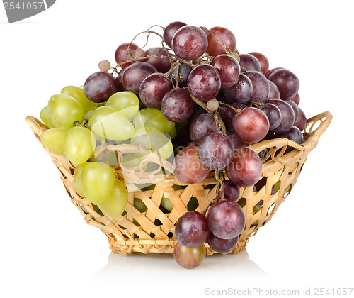 Image of Green and blue grapes