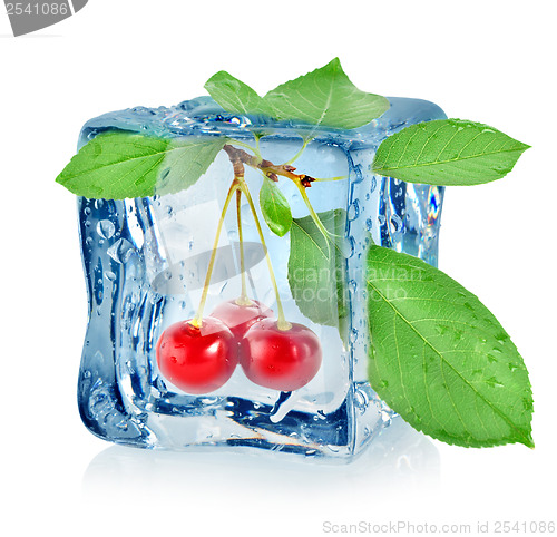 Image of Ice cube and cherry