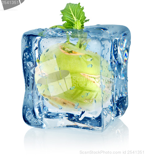 Image of Ice cube and kohlrabi