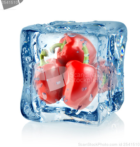 Image of Ice cube and red peppers