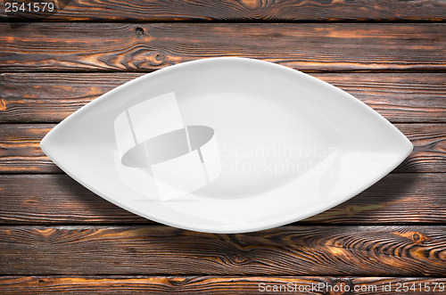 Image of Dishes for fish on a table