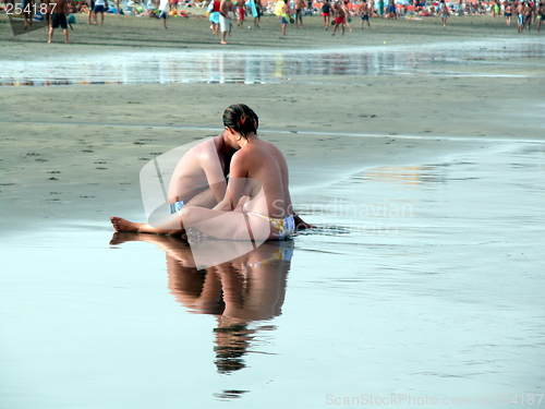 Image of people in the beach