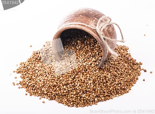 Image of raw buckwheat in bowl