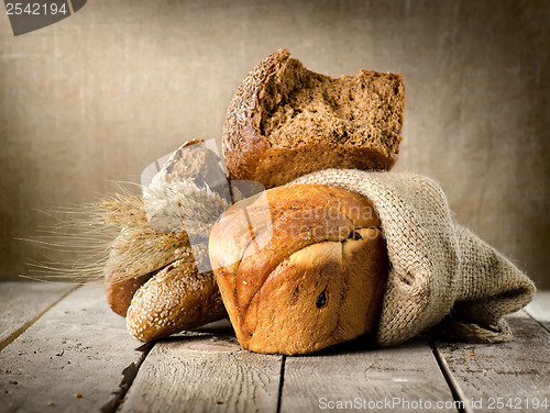 Image of Bread in assortment and wheat