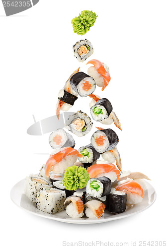 Image of Sushi falling in the plate