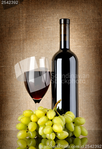 Image of Dry red wine