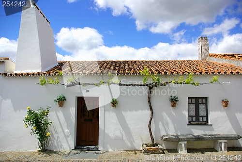 Image of street in Monsaraz village