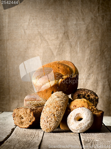 Image of Bread on the old table