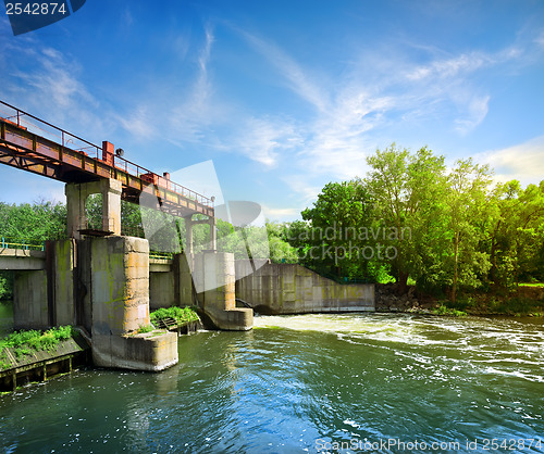 Image of Dam on the river