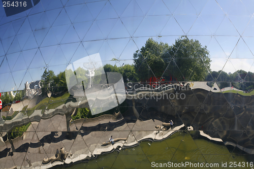 Image of La Geode - La Villette, Paris (series)