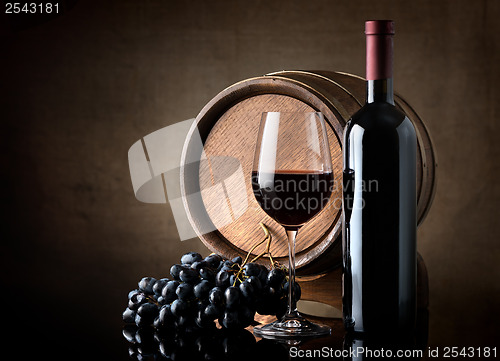 Image of Wine and barrel