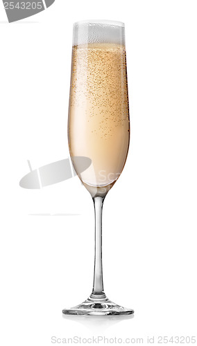 Image of Champagne with bubbles