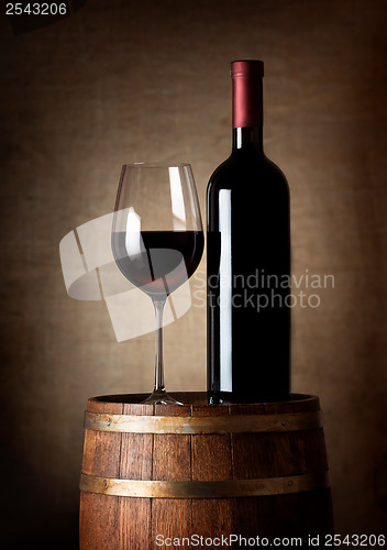 Image of Wine on a barrel