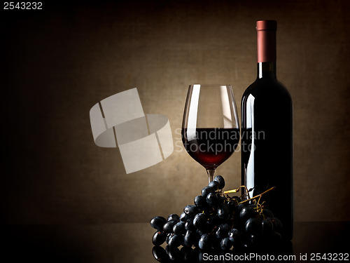Image of Wine and grape