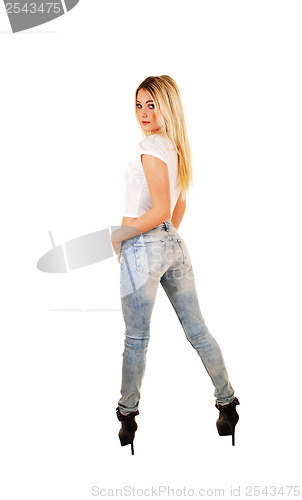 Image of Girl from the back.
