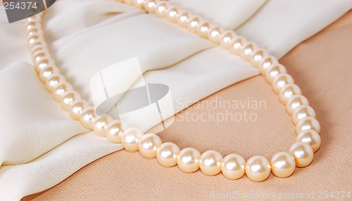 Image of Pearl Necklace