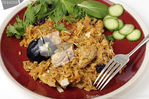Image of Chicken kabsa dinner from above