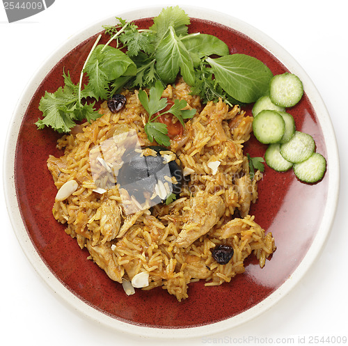 Image of Saudi chicken kabsa meal from above