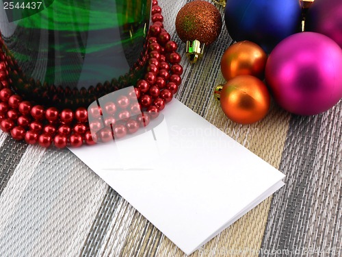 Image of Wine and Pearls, christmas balls set and empty card