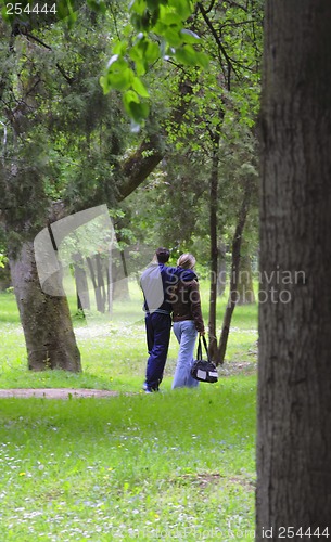 Image of Lovers in the park