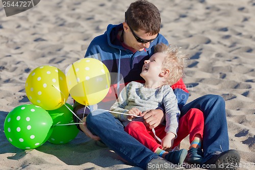 Image of family at the beach