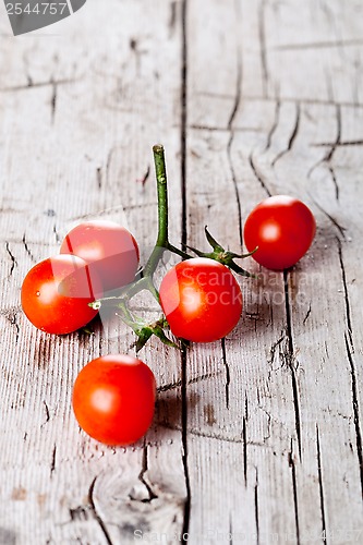 Image of cherry tomatoes 
