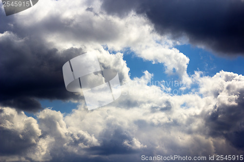 Image of blue sky with clouds