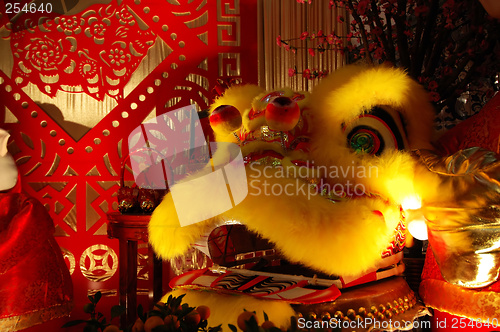 Image of Chinese dragon and scissor cut artworks