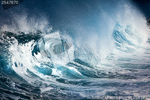 Image of Ocean Wave