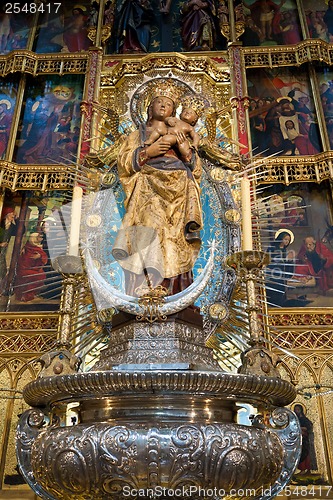 Image of Almudena Cathedral inside