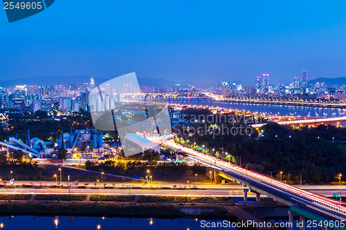 Image of Seoul city at night