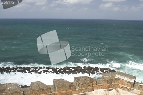 Image of wall by the sea