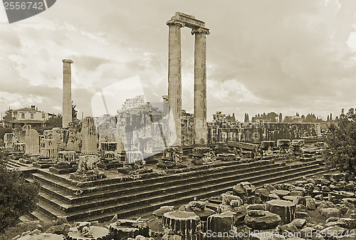 Image of Apollo temple in Turkey