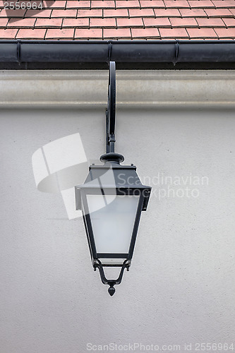 Image of street lamp