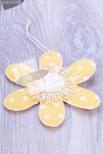 Image of Pretty pastel polka dot flower gift tag