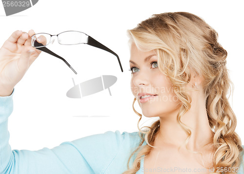 Image of woman with eyeglasses