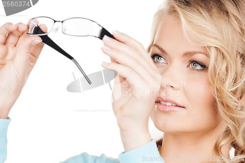 Image of woman with eyeglasses