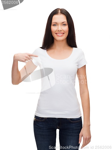 Image of smiling woman in blank white t-shirt