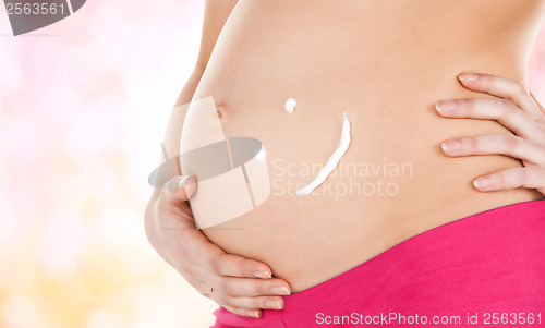 Image of belly of a pregnant woman