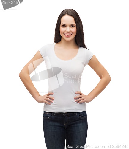 Image of smiling woman in blank white t-shirt