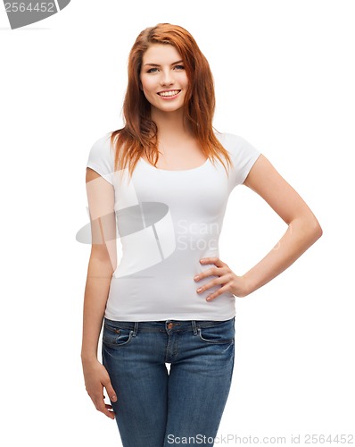 Image of smiling teenager in blank white t-shirt