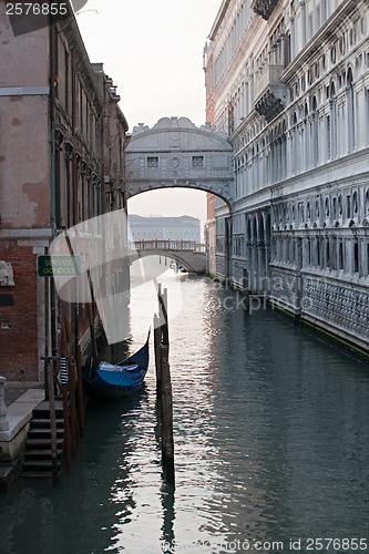 Image of Bridge of Sighs in Venice