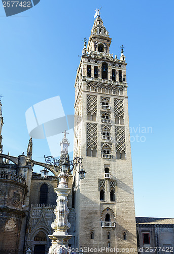 Image of Giralda tower, the belfry of the Cathedral of Sevilla