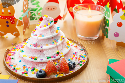 Image of Christmas cake and decoration