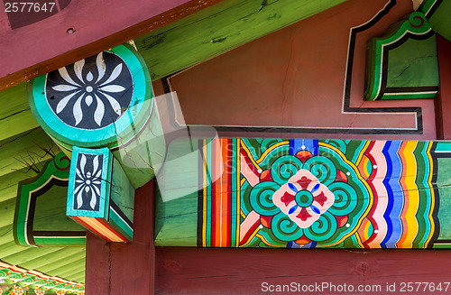 Image of Roof eave decoration