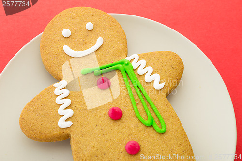 Image of Gingerbread cookies with pink background