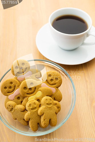 Image of Gingerbread man with drink
