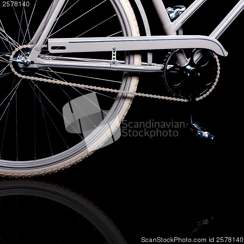 Image of Old refurbished retro bike - Details